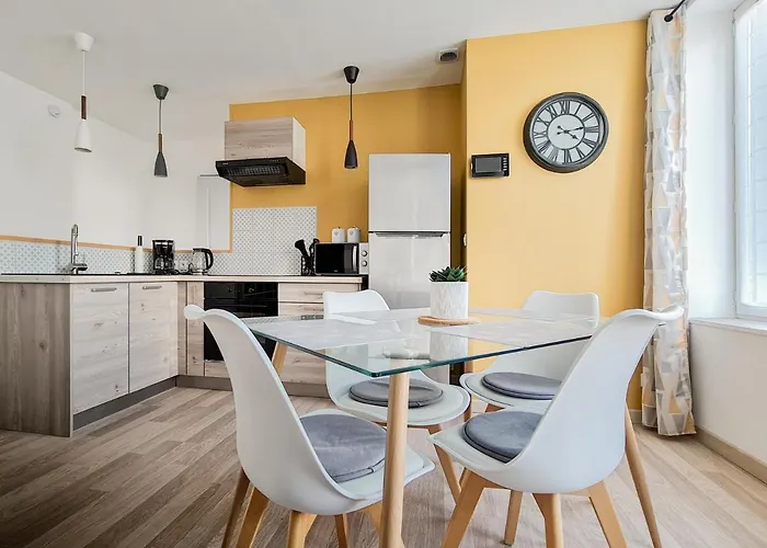 Du Clocher Entre Lille, Arras Et Douai Appartement *