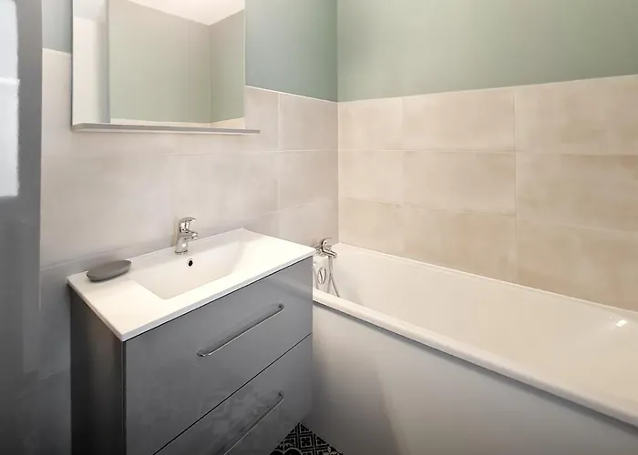 Du Clocher Entre Lille, Arras Et Douai *