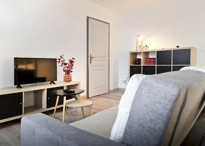 Du Clocher Entre Lille, Arras Et Douai